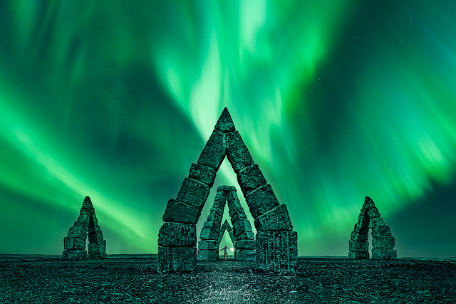 Northern lights dance over The Arctic Henge, the huge sundial – Raufarhöfn (Iceland)