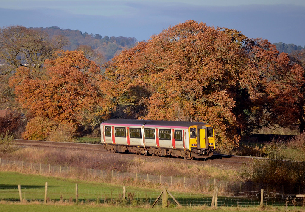 Hadnall 150.240 at Hadnall with (1W18) 1006 Carmarthen - Wilmslow … | Flickr