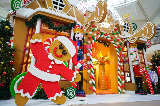 Sambutan Magis Suria KLCC Dengan Kemunculan 'Gingerbread Christmas Village'
