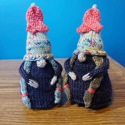 Sandi (sandima) knit this pair of “Post Mastectomy Gnomes” for a friend and her mom. She incorporated Never Not Gnoming and All Work, Gnome Play by Sarah Schira and Knitted Pink Ribbon by Kath Glover.