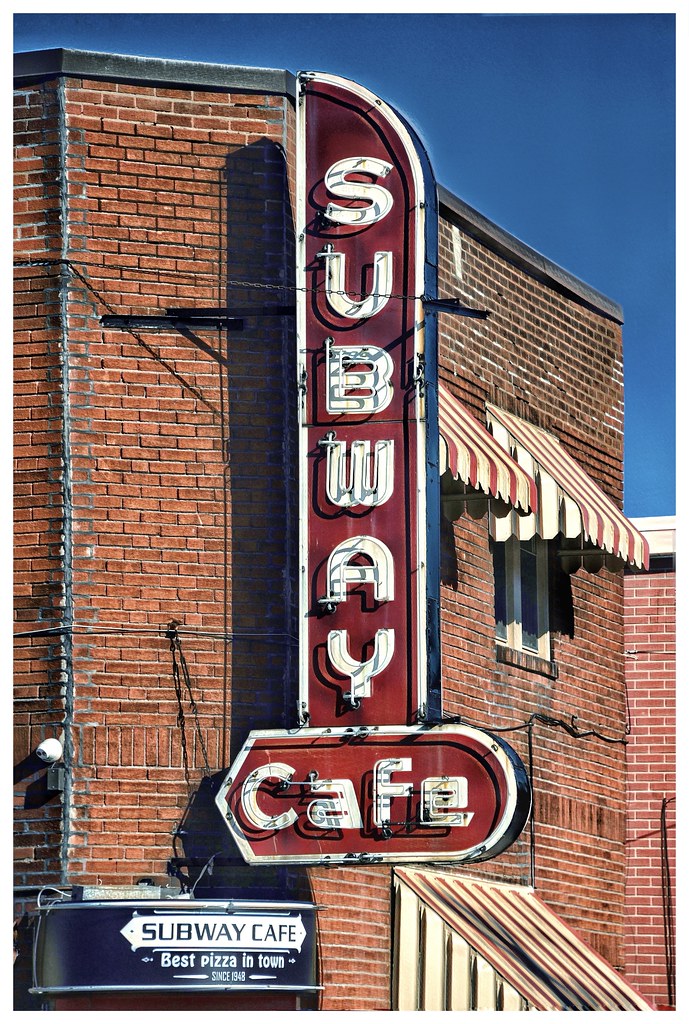 Subway Café - 