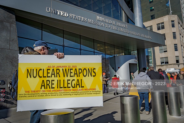 Groups Call on the U.S. Sign the Nuclear Weapons Ban Treaty