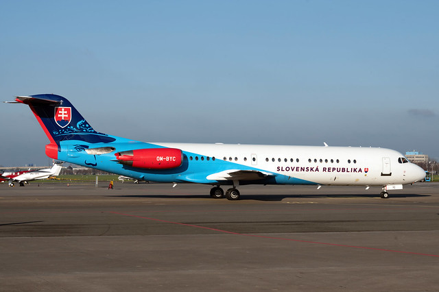 OM-BYC F28-0100 Fokker 100 cn 11368 Slovak Government 231201 Schiphol-Oost 1001