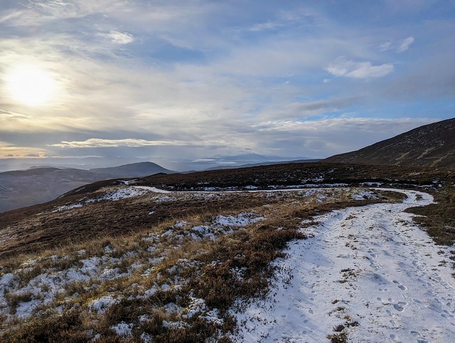Snowy path to Carn a'Chlamain