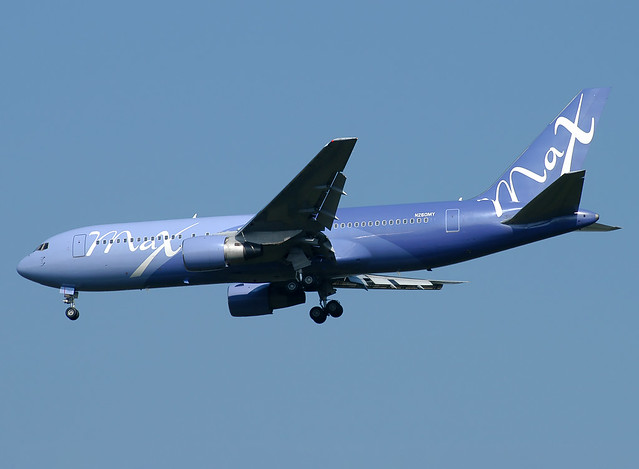 MAXjet Airways Boeing 767-205 N260MY