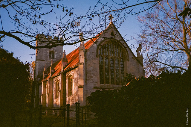 Rycote Chapel churchyard