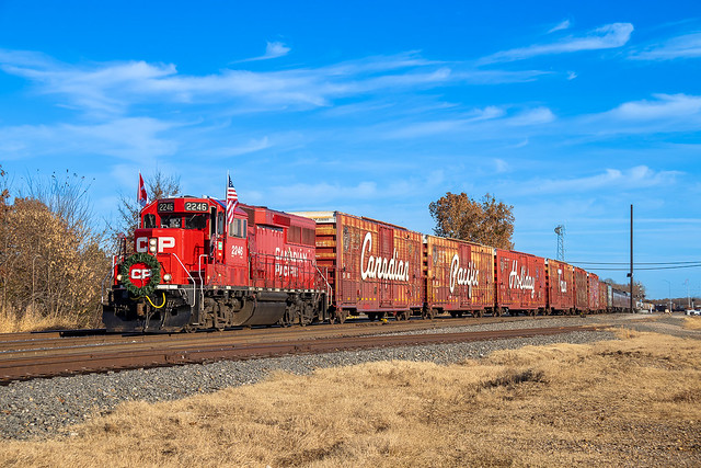 Canadian Pacific CP 2246 (GP20C-ECO) CP Holiday Train  Heavener, Oklahoma