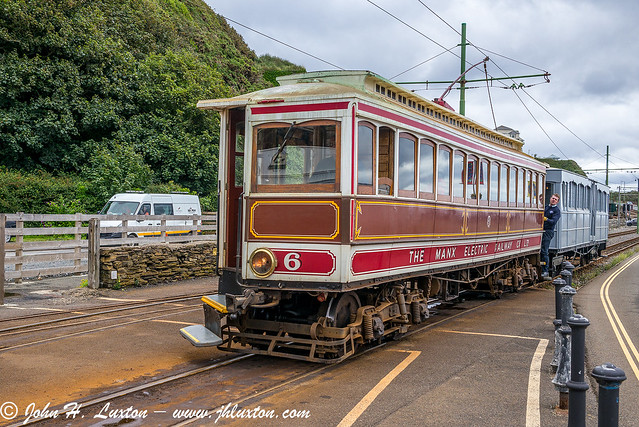 L2023_2729 - Manx Electric Railway - Cars 6 and 26