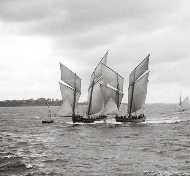 1905 ,,,, devant St Malo