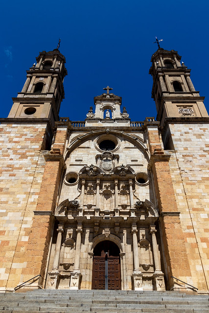 Iglesia de San Juan y San Pedro de Renueva