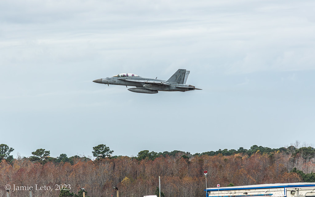 F/A-18 Super Hornet takeoff (260)