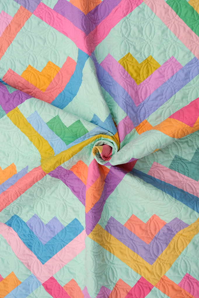 The Bonnie Quilt - Kona Color of the Year - Kitchen Table Quilting