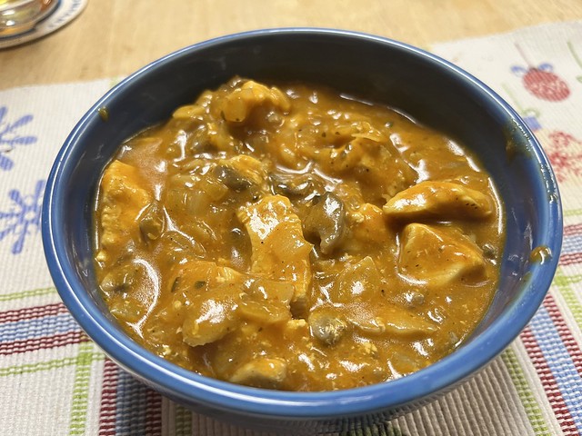 2023 339/365 12/5/2023 TUESDAY - Son Made Thai Red Curry Chicken