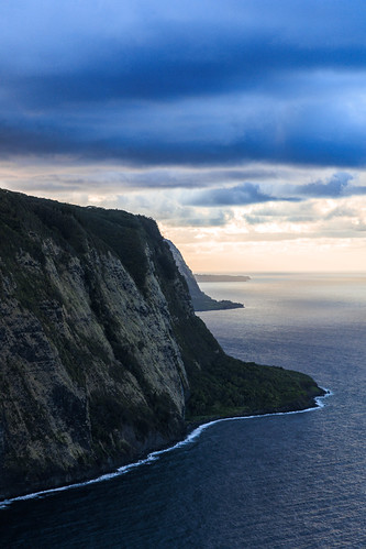 Waipi'o Coastline by Simon Foot, Waipi'o Valley Overlook on the North-East coast of the Big Island of Hawaii2022 august bay bigisland