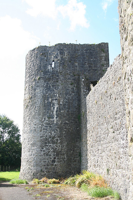 walls of Ballymote Castle