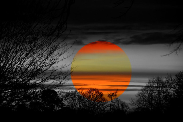Sunrise Amersham - selective multicolour