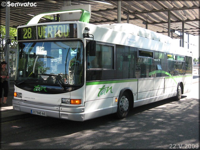 Heuliez Bus GX 317 GNV – Semitan (Société d'Économie MIxte des Transports en commun de l'Agglomération Nantaise) / TAN (Transports de l'Agglomération Nantaise) n°516