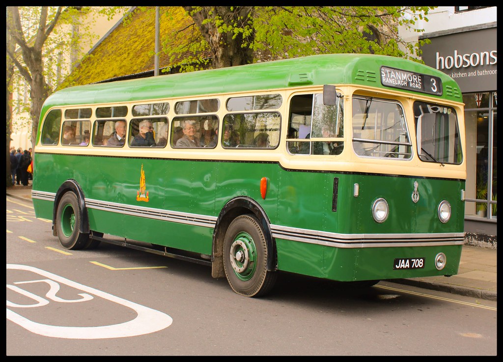 King Alfred Motor Services JAA708 (2)