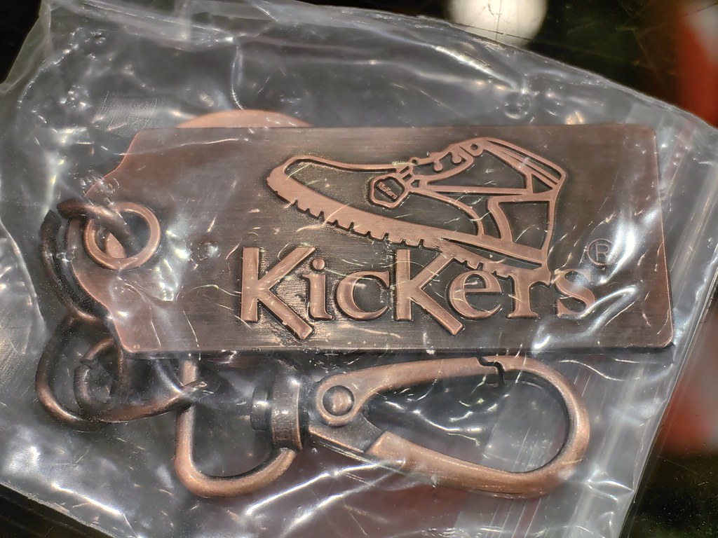 樂福牌真皮單肩包 Kickers Leather Sling Bag rm$269 @ Kickers in Central i-City, Shah Alam
