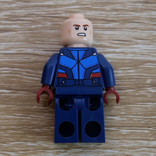 Captain America, Rear (LEGO Marvel Advent 2023 Day 9)