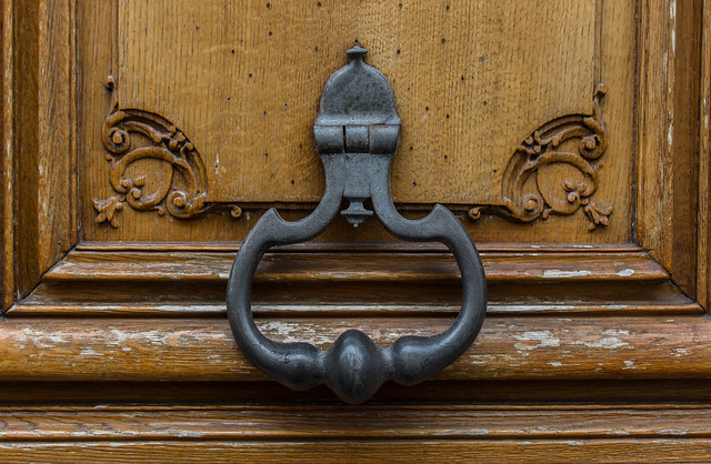 Iron Doorknocker, Paris