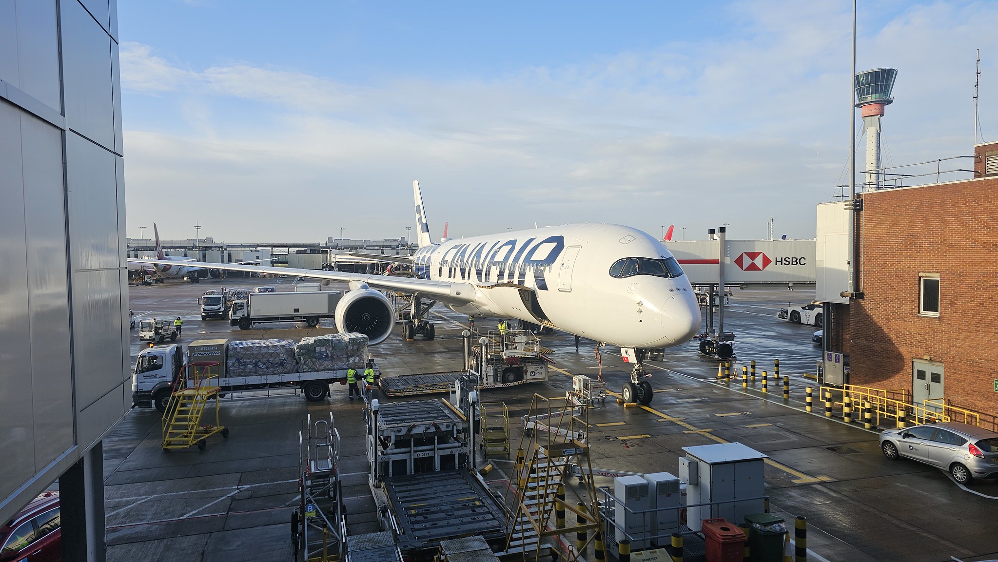 Finnair's A350 waiting at Gate 25