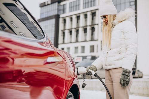 Carros elétricos e o inverno: 7 dicas para um carregamento otimizado