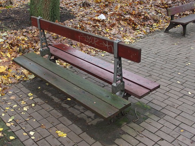 Unusual high backrest bench