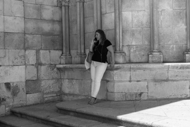 Charlando amistosamente a la sombra - Gente de Burgos