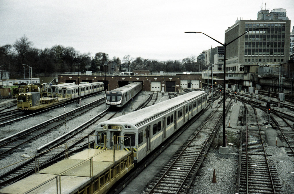 Davisville Subway Yard 2 Dec 2023