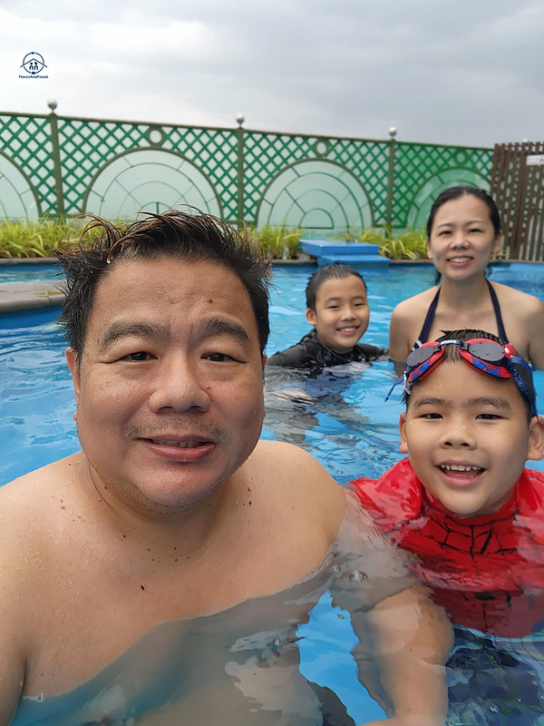 grand china hotel swimming pool