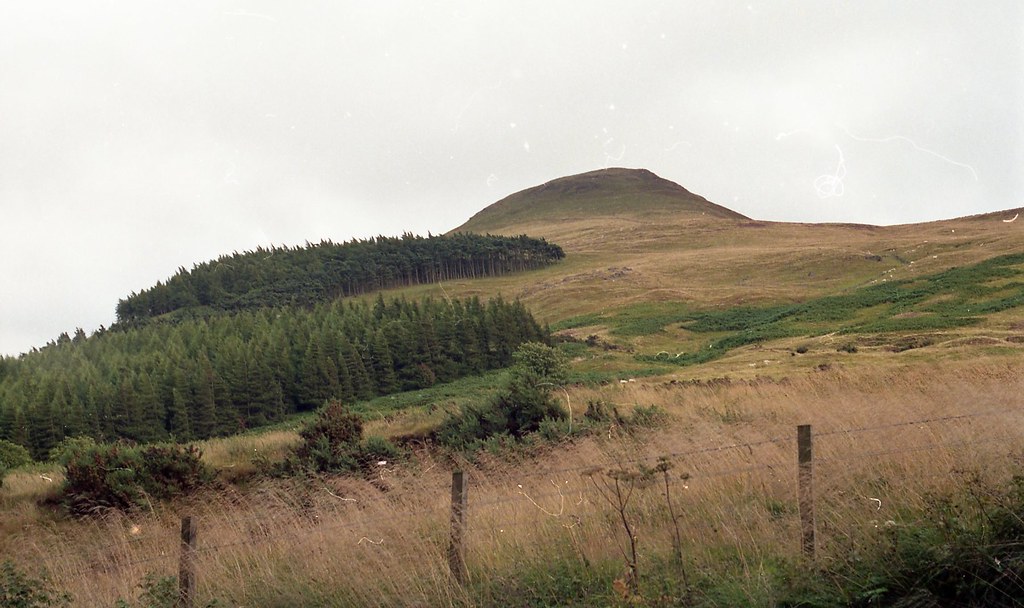 East Lomond from the Leslie Road