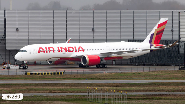 Air India A350-941 msn 554 OE-LGB / VT-JRA