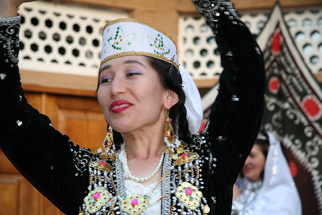uzbek dancer