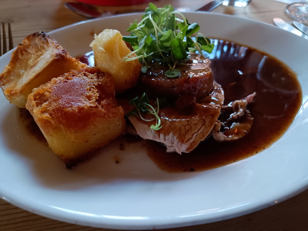 UK - Cambridgeshire - Horningsea - Plough and Fleece pub - Roast Turkey Christmas lunch