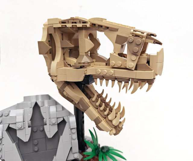 LEGO Jurassic World Dinosaur Fossils: T. rex Skull (76964)