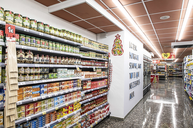 Caprabo creix a Barcelona amb un nou supermercat a l’Eixample.