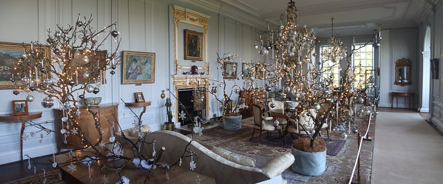 The White Drawing room Christmas
