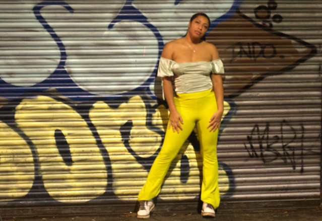 DSC_3832a Alesha Jamaican Model in Silver Top and Yellow Pants on Location outside Troy Bar Hoxton Street Shoreditch London