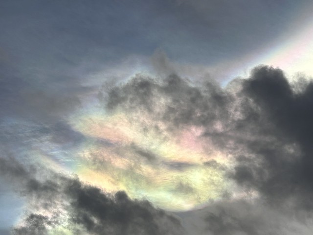 Mother of Pearl cloud