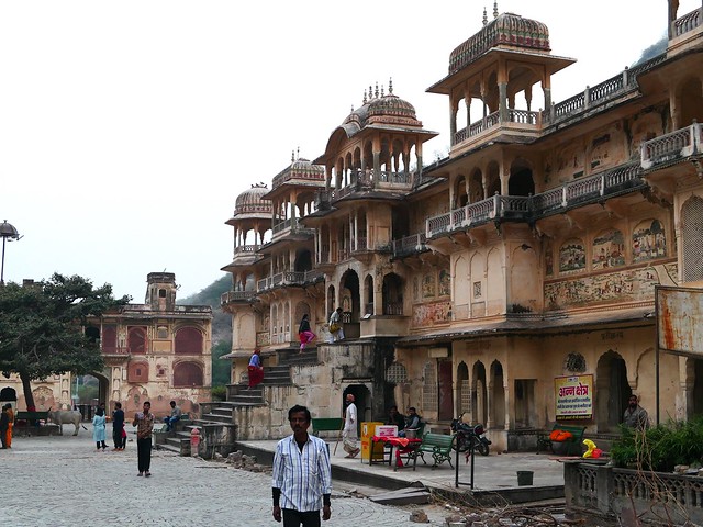 Shri Gyan Gopalji temple, Galtaji, Jaipur