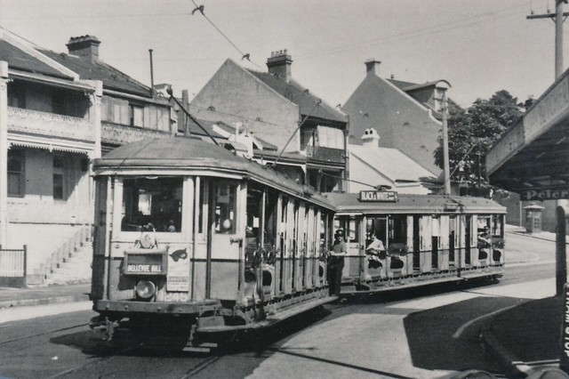 O-Class Tram on Edgecliff Rd