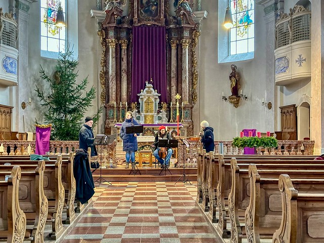 Christmas preparations in the Holy Cross parish church in Kiefersfelden in Bavaria, Germany