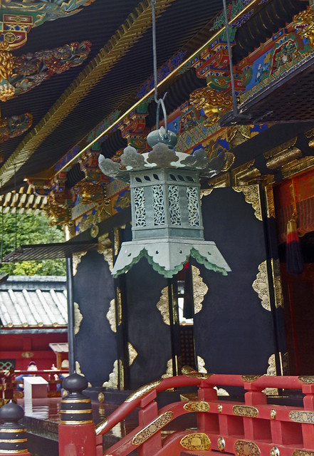 Lantern at the Kunozan Toshogu, Shizuoka  久能山  東照宮  静岡