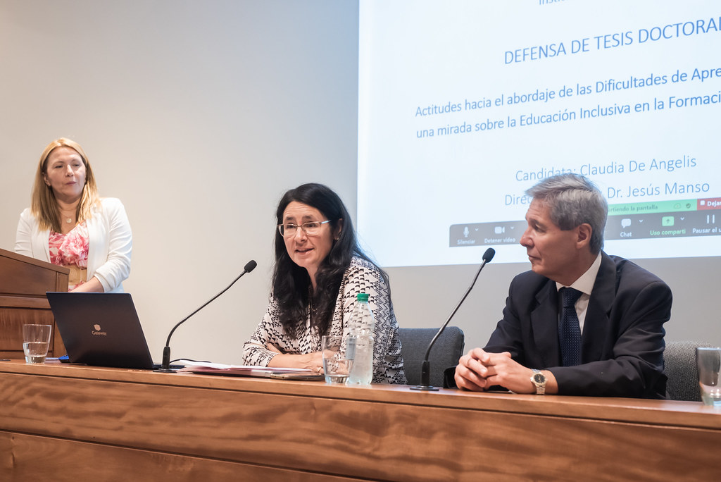 Defensa de tesis doctoral de Claudia De Angelis - Diciembre 2023