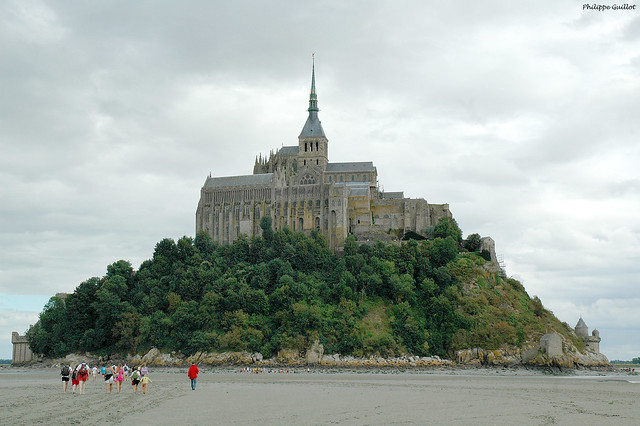 Traversée de la baie : au pied du Mont-Saint-Michel