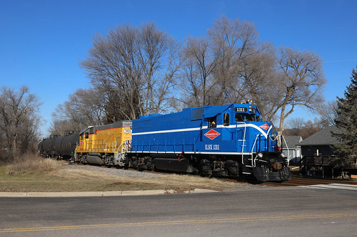 Back in Blue ILSX 1311, former DME 3800, arrives in Cannon Falls to swap cars with the switch job. 