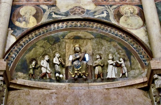 El Rey David y músicos del interior del Baptisterio de Parma (1196-1270). Italia