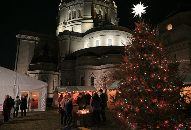 St. Paul Cathedral - Christmas Market