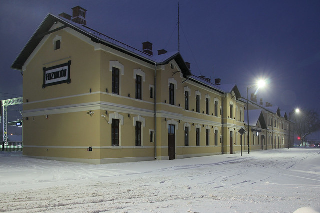 Rozwadów station building (8)